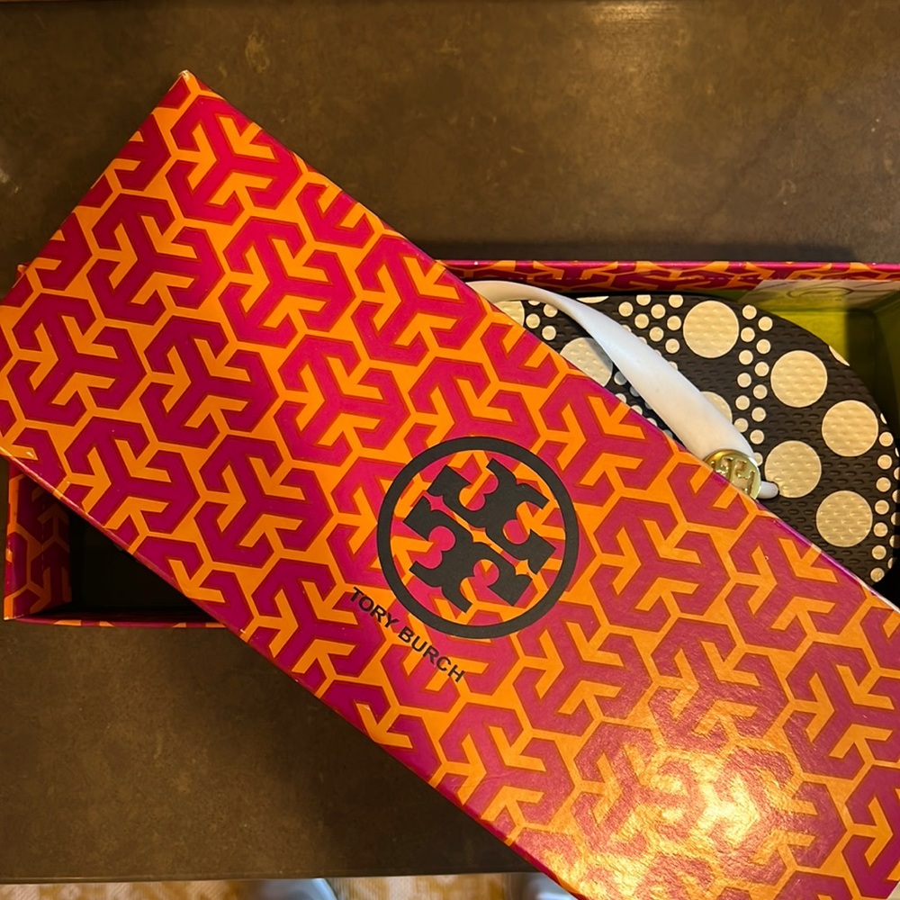 Tory Burch Rubber Flip Flops